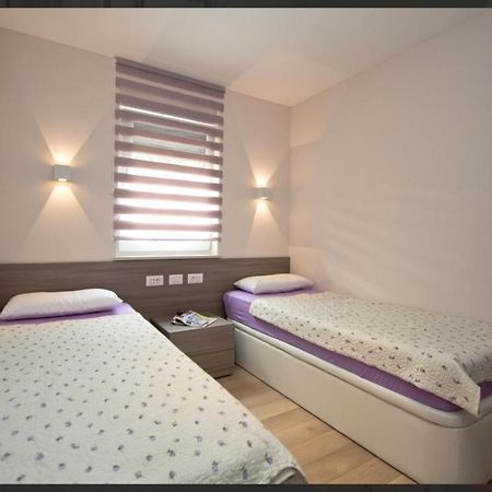 Adria Apartments Пореч Екстер'єр фото
