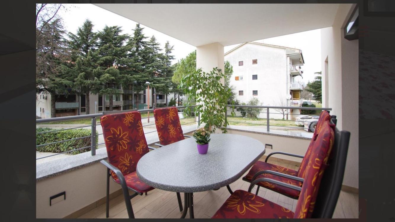 Adria Apartments Пореч Екстер'єр фото